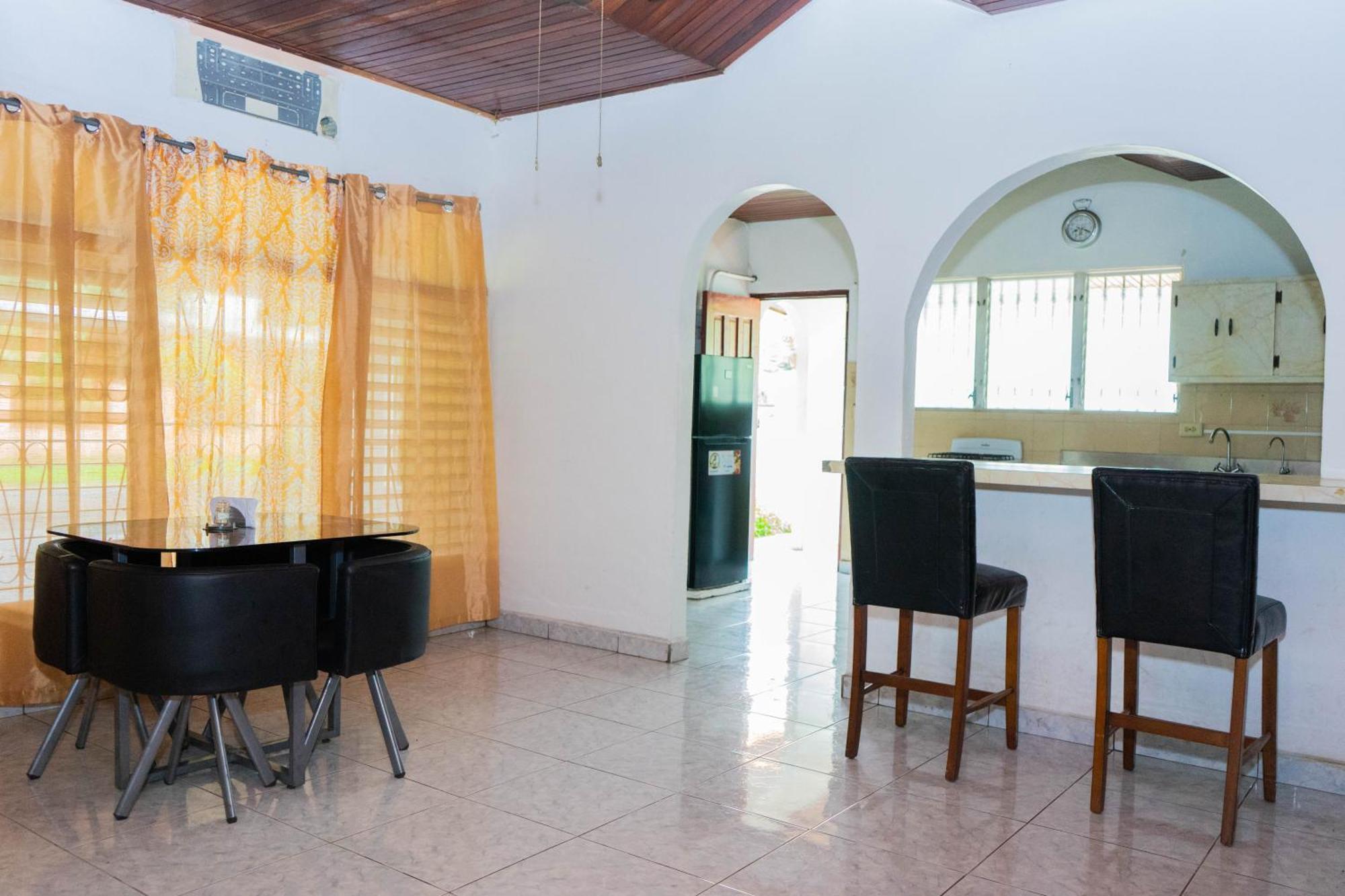 Hostal Familiar Argenal - Давид Екстер'єр фото