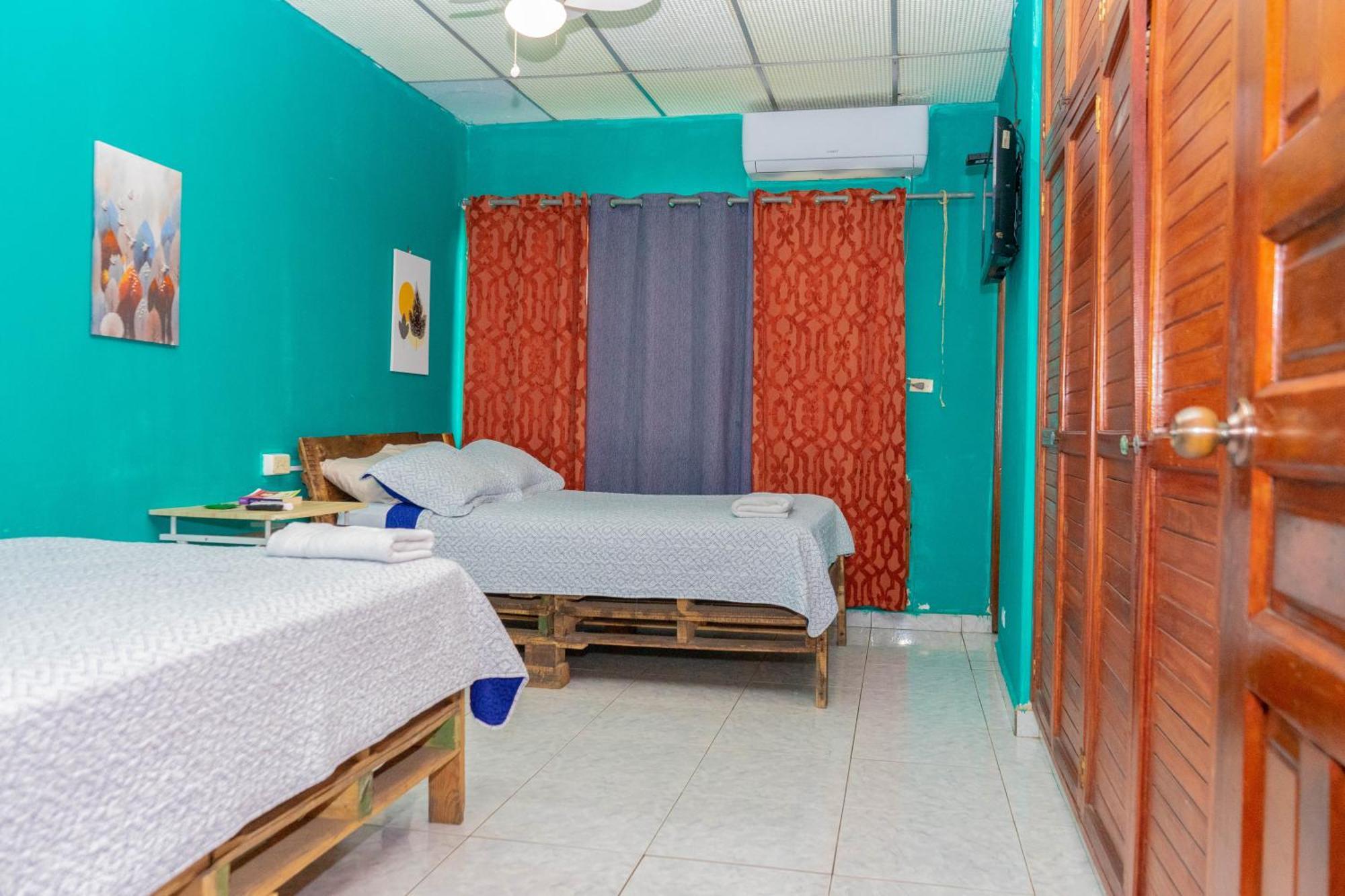 Hostal Familiar Argenal - Давид Екстер'єр фото